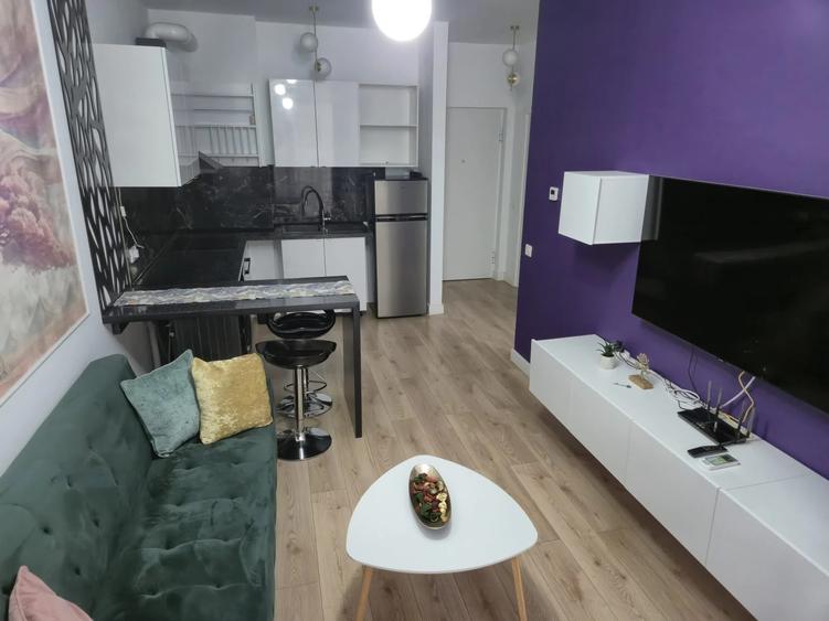 SILK DISTRICT - BLOC NOU - INTABULAT 2024 - 2 CAMERE - ETAJ INTERMEDIAR - MOBILAT SI UTILAT - LOC DE PARCARE INCLUS