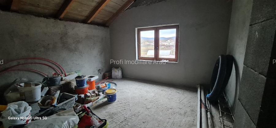 VILA PREMIUM | 240mp utili | 923mp teren | Constructie Impunatoare | Agrisul Mar - 34