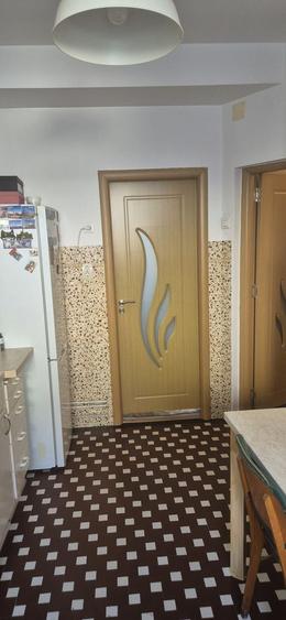 4 camere într-o vilă elegantă, retrasă și liniștită – zona Vasile Lascăr