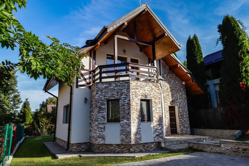 Busteni – Piatra Arsa, vila noua de vanzare! Vedere de top spre muntii Bucegi!