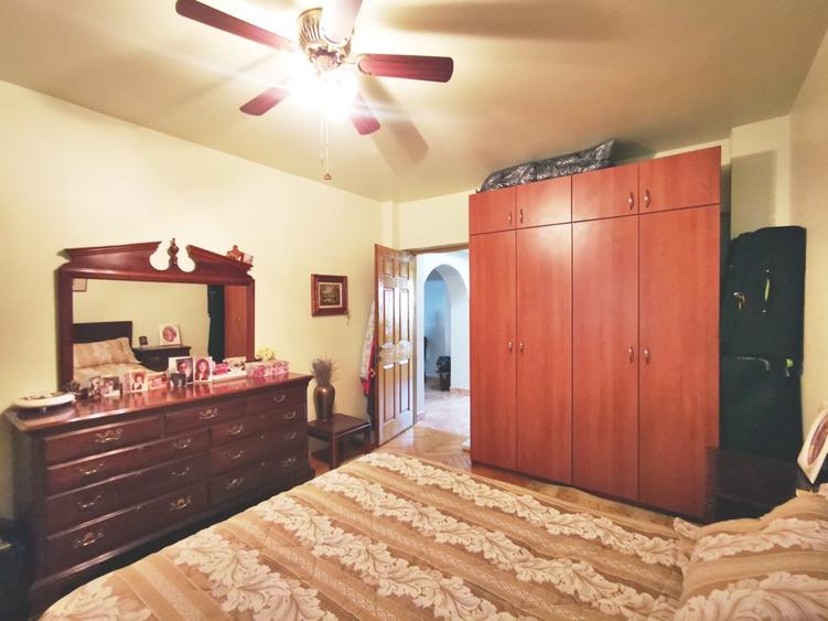 Vanzare 4 cam modern,complet renovat 100 mp, boxa si parcare ADP zona Parlament