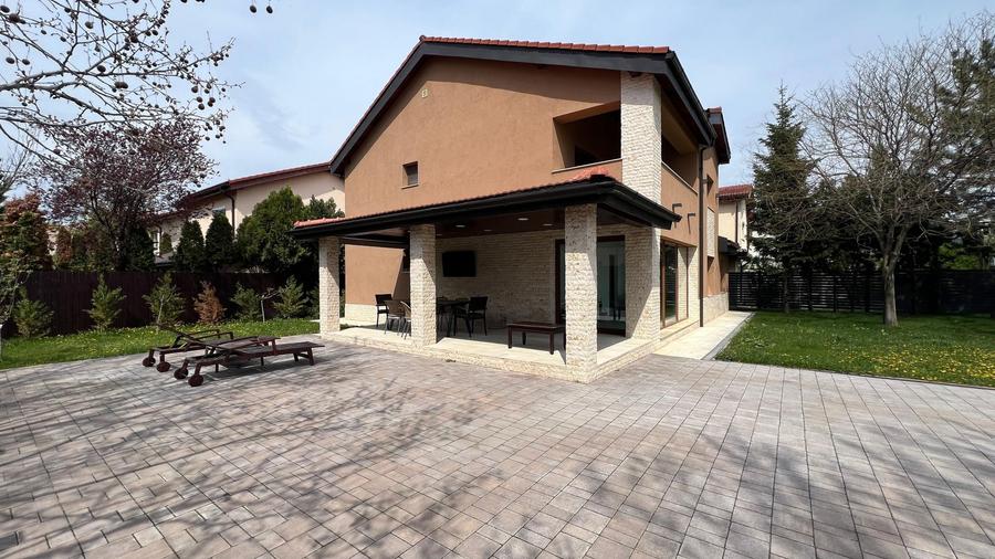 Vila individuala cu teren 570 Pipera | dotata cu panouri solare