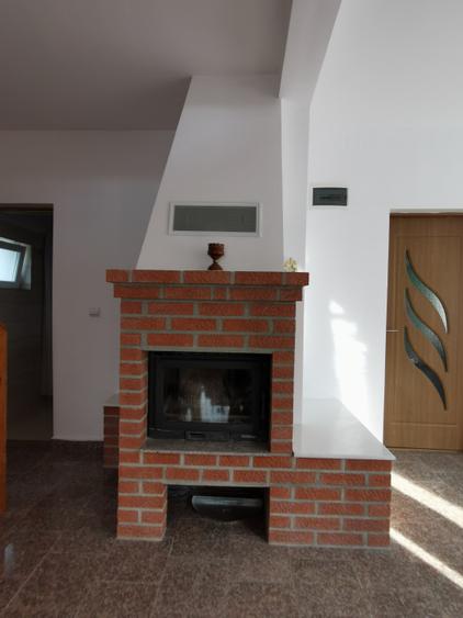 Casa individuala, complet renovata, pe Valea Draganului!
