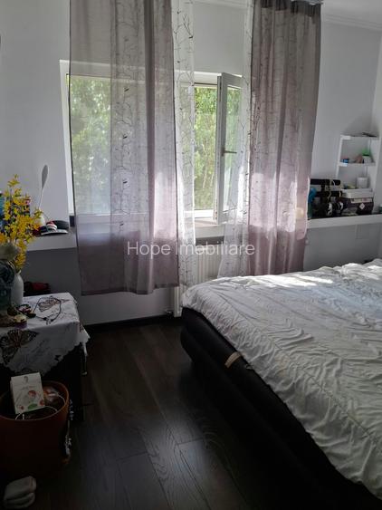 Mall Vitan-Foisorului-Apartament de 4 camere-Decomandat - 7
