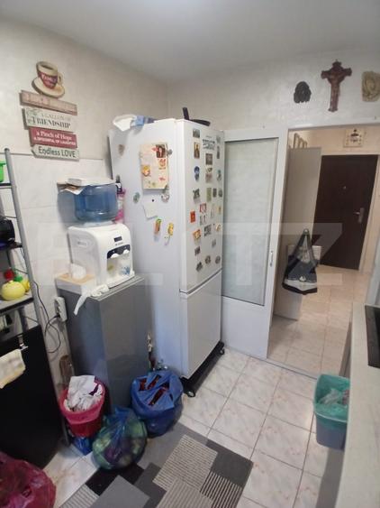 Aprtament 3 camere -zona Pod Ros