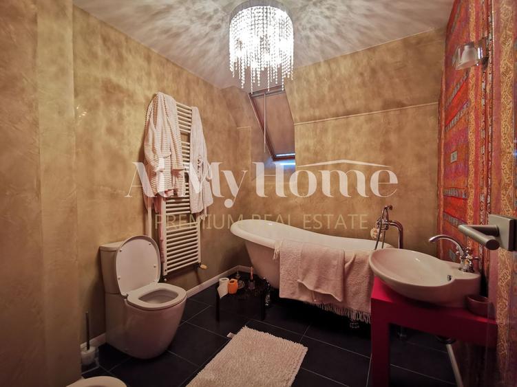 Vila Superba cu 7 camere, complet mobilata si utilata, piscina proprie