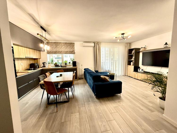 Apartament modern cu 3 camere, complet mobilat și utilat, în bloc nou (2021)