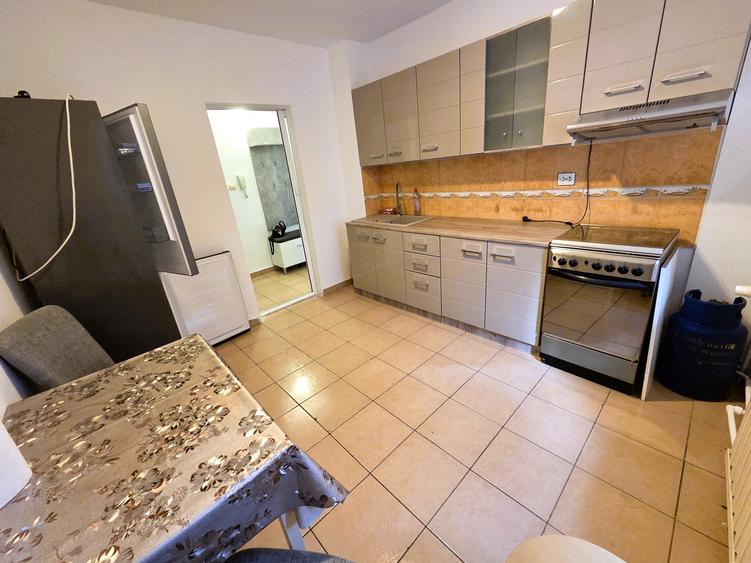 APARTAMENT 2 CAMERE STR GARII-FALEZA
