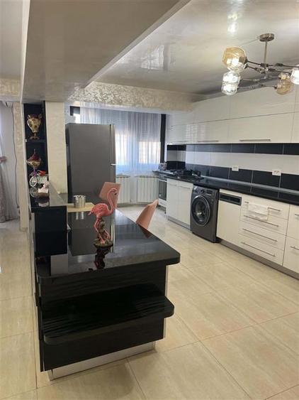 TOTUL NOU! Ap 2 camere MOBILAT si UTILAT,Etaj  Intermediar,zona Bariera
