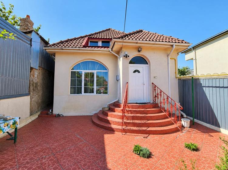 Casa zona Parcul Rizer