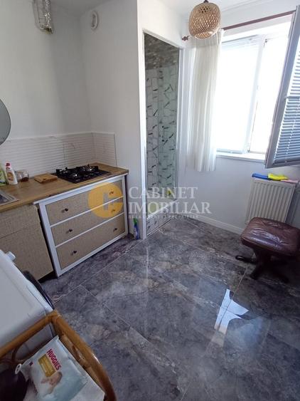 1 camera, Tatarasi-sud, et3, renovat!
