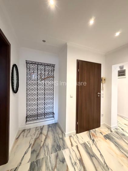 Dristor / Prima inchiriere / Totul Nou / Metrou Distor 1 min - 8