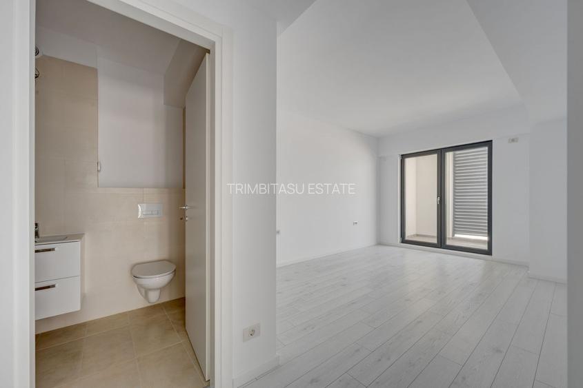 3 CAMERE VEDERE SUPERBA SPRE LAC BLOC NOU FINALIZAT TERASA GENEROASA - 12