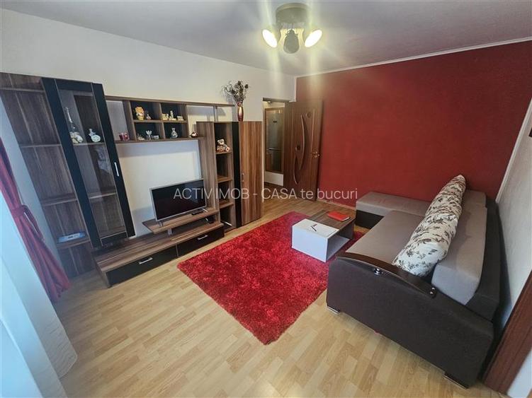 Resita, 3 Cam. Mobilat+Utilat, Et. 2, Micro 3 - 23