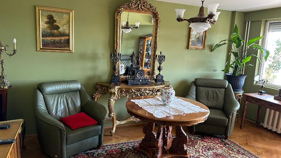 Proprietar, inchiriez apartament 3 camere, decomandat, central - 2