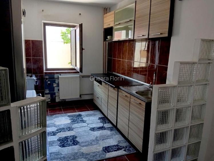 Apartament 2 camere, semidecomandat, Craiovița Nouă – zonă excelentă - 7