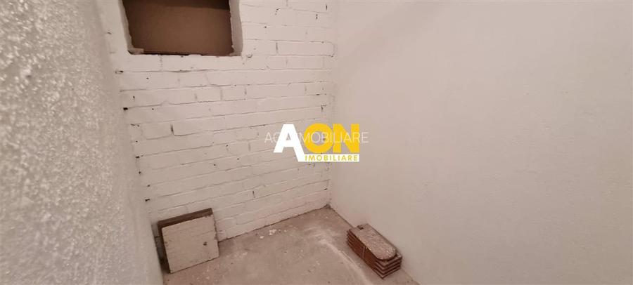 Spatiu comercial de vanzare zona Bulevard - 8