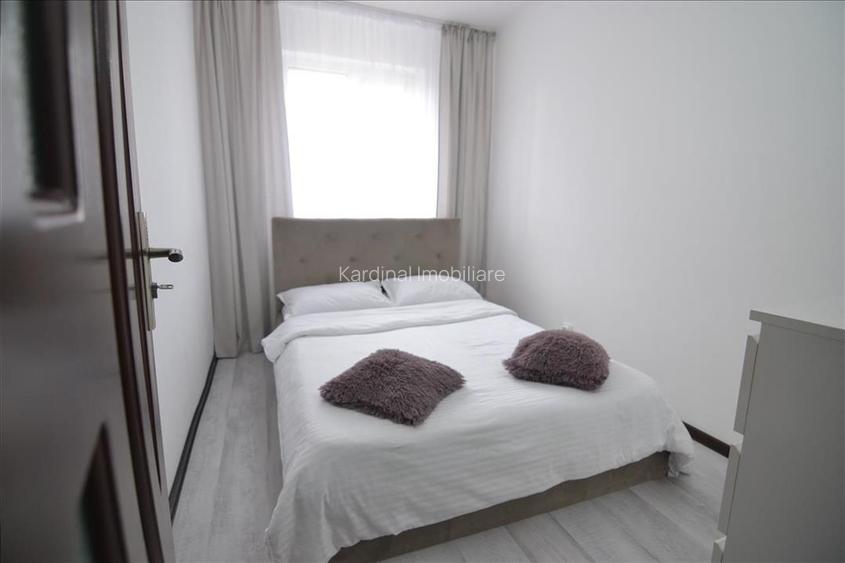 Apartament 3 camere decomandat,mobilat,utilat, etaj intermediar  Astra -Berzei - 14