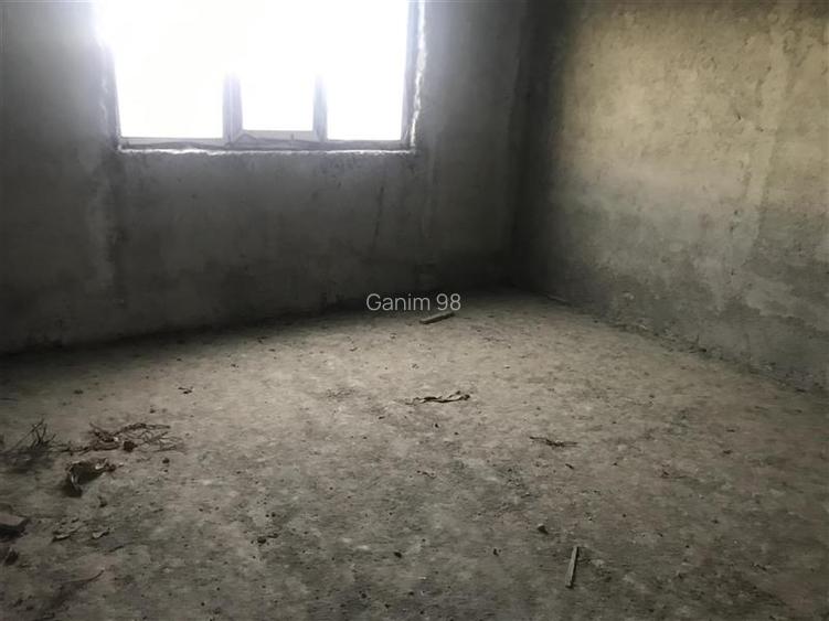 Casa de vanzare in Golesti, parter si etaj , 220 mp construiti , teren 916mp, la - 7