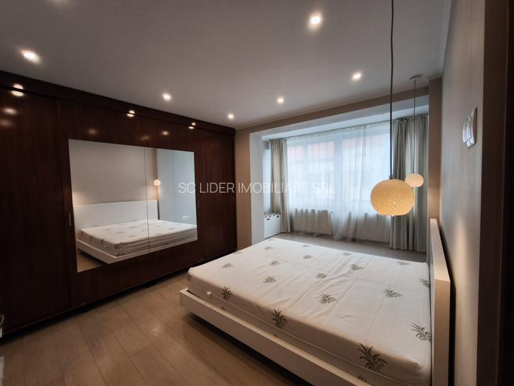 Apartament 2 camere ultracentral, Piata Mihai Viteazu,vedere spre statuie - 8