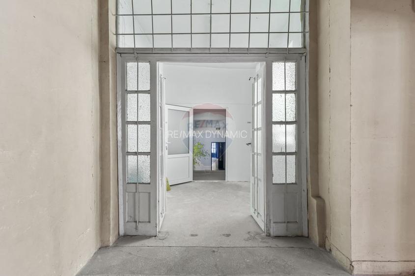 Cladire unica cu destinatii multiple de vanzare Ultracentral Arad - 41