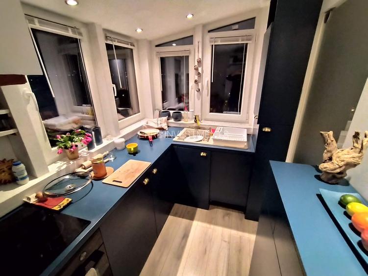 Vedere superba, luminos si foarte bine intretinut - 9