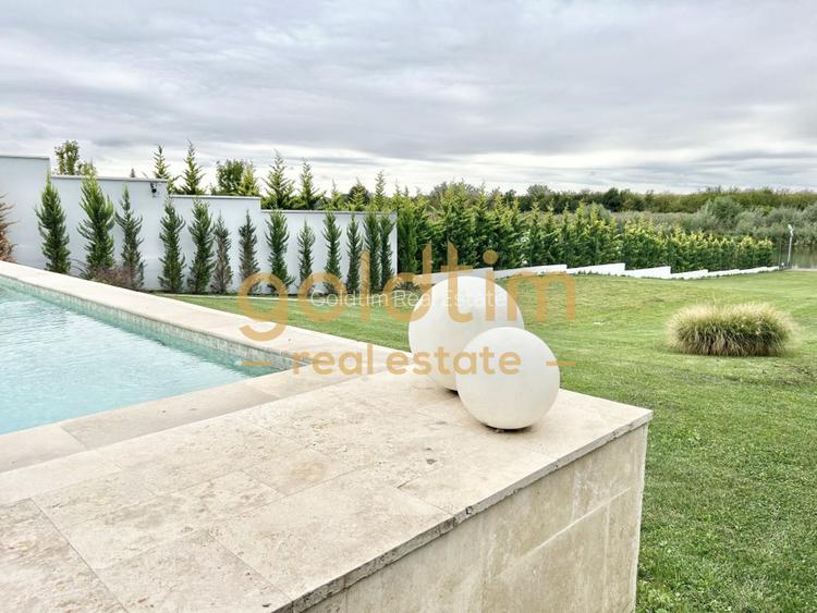 VILA SUPERBA/MOBILATA/UTILATA/PISCINA/CURTE 3000 MP/IESIRE LA LAC - 31