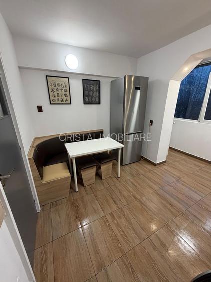 Apartament 2 camere de închiriat Piața Sudului - 6
