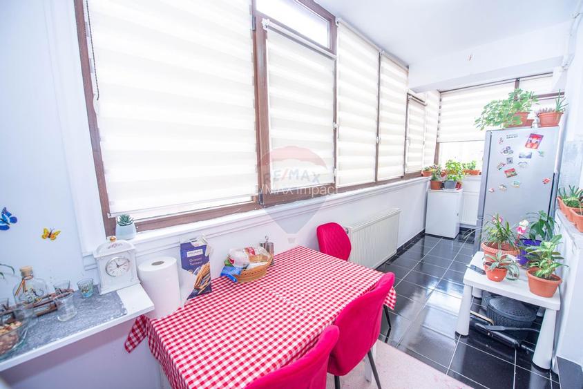 Apartament 69 mpu, cu 3 camere, de vanzare,  zona  Militari - 7