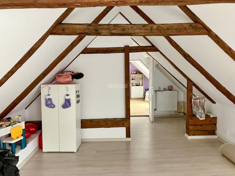 Vanzare Casa Harman - 18