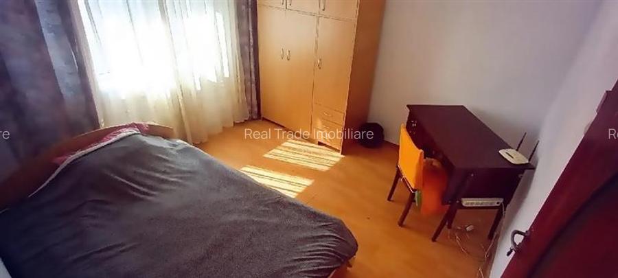 Apartament cu 3 camere decomandat, 2 bai Astra Carpatilor - 3