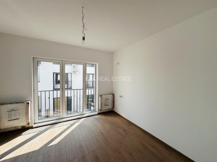 Super Vila în Roșu , 161 mp construiti, 2 garaje acoperite , duplex Apeductului - 4