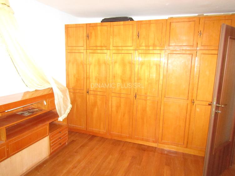 Apartament 4 camere de închiriat – Cartier Ștrand, str. Bârsei, etaj 2/4 - 9