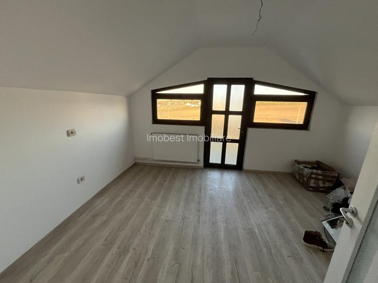 Exclusivitate! vila moderna P+M, 5 camere, Valu lui Traian! - 8