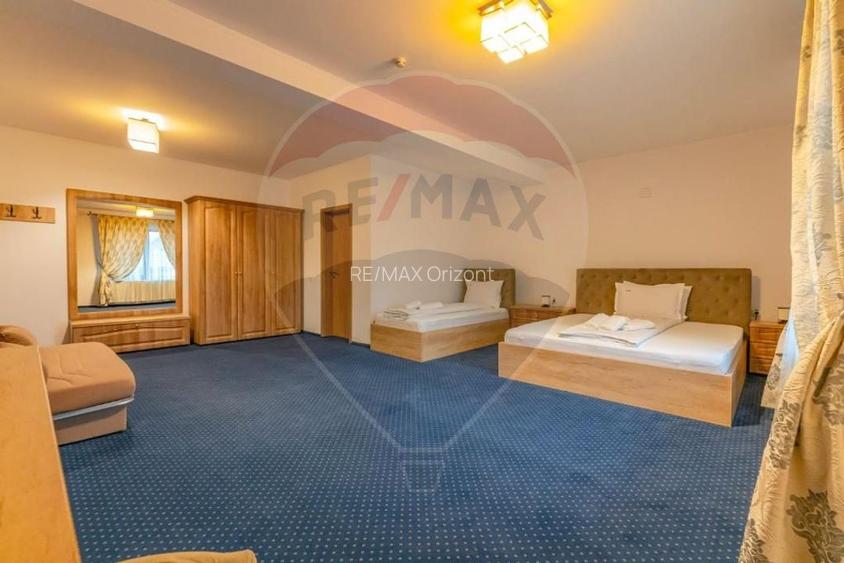 Proprietate turistică cu 14 camere, poziționare excepțională – Râșnov - 15