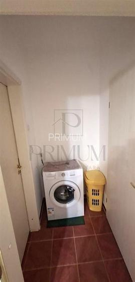 MEDICINA - ETAJ 3 - CENTRALA PRORPRIE - 3 CAMERE - CLIMA - 6