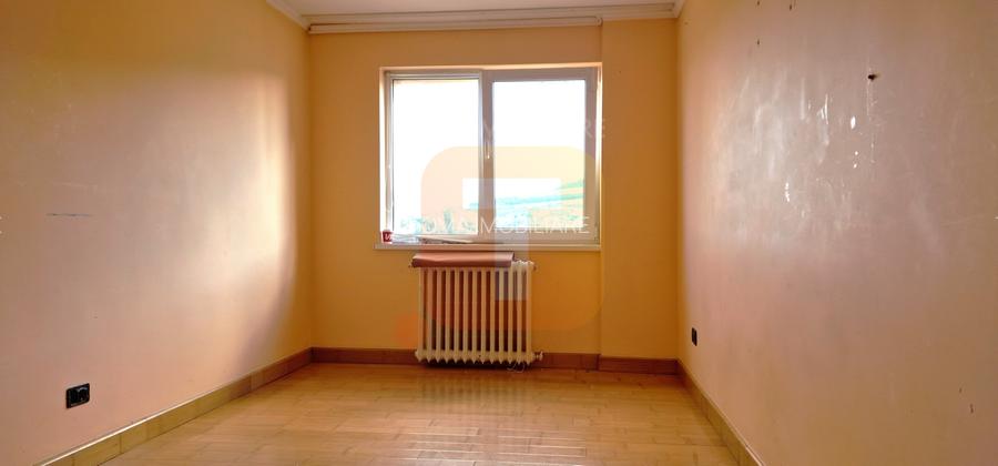 Apartament 4 camere – Mihai Viteazu, Piatra Neamț | Etaj 7/10, vedere panoramică - 10