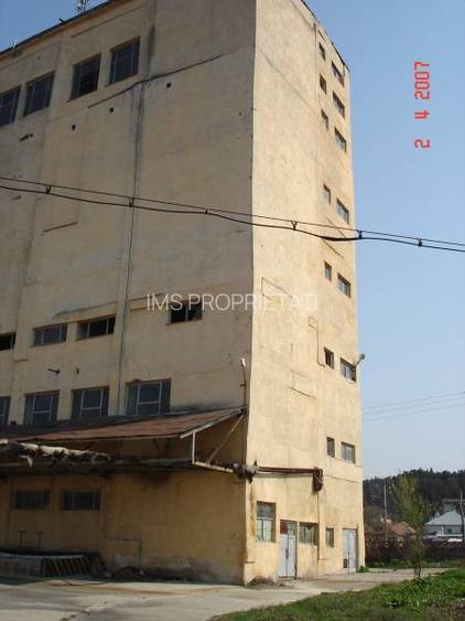 Vand hala de productie in Targu Carbunesti - 3