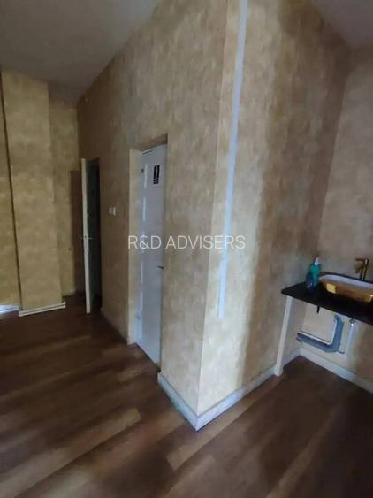 Colentina Stradal Vad Comercial|Vitrina 10 Metri | Statie RTB - 12