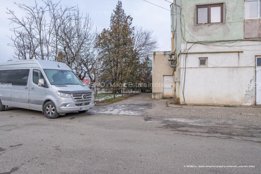 Comanesti, langa Politie – geamuri mari, vizibil - 3