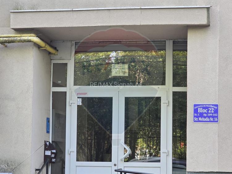 DE INCHIRIAT Apartament cu 3 camere în zona Crangasi - 27