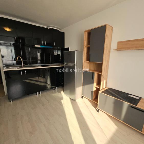 Garsoniera moderna mobilata si utilata complet situata pe B-dul Energeticienilor - 4
