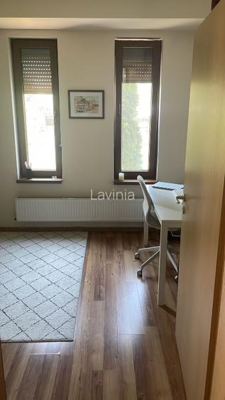 Proprietar închiriez apartament 3 camere - 3