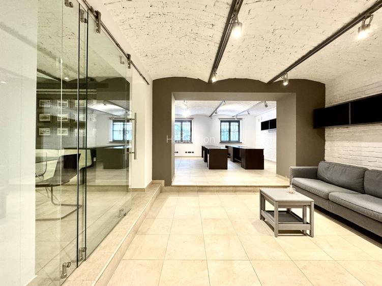 Spațiu de Birouri Elegant în Clădire Istorică Renovată – Piața Unirii, - 3