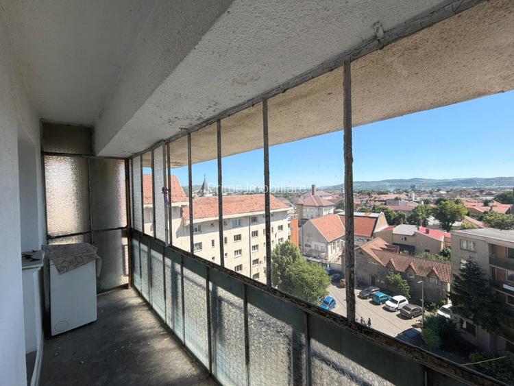 Apartament cu 3 camere, 70 mp, bloc cu lift - Ultracentral - 8