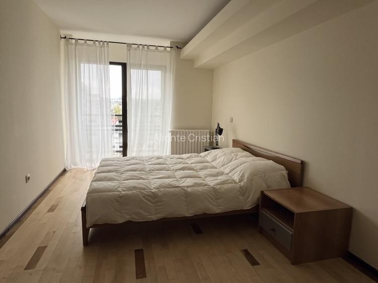 Apartament 3 camere Str. Traian colt cu Bdul. Unirii - 6
