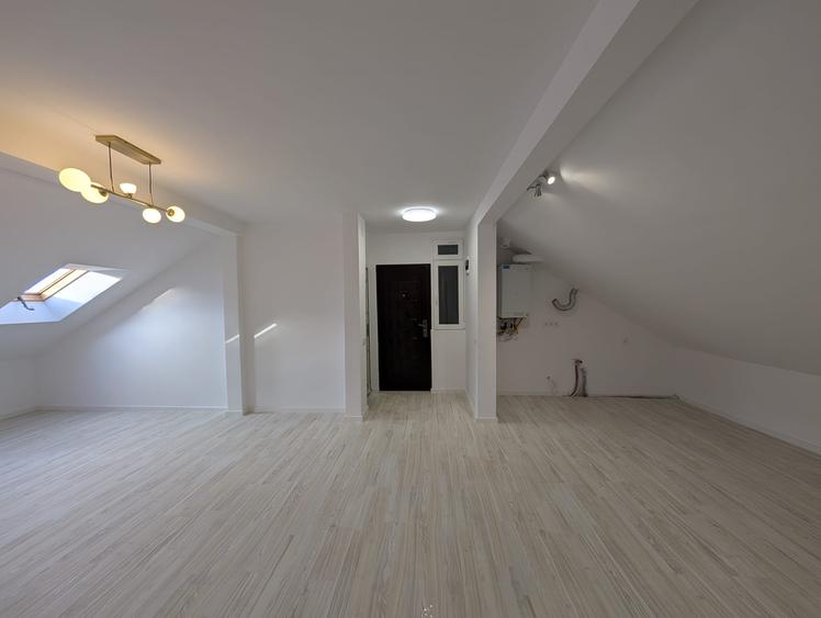 Apartament 4 camere,finisat situat in pod,comision 0!!!