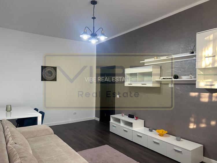 Copou- Universitatea Al.I.Cuza-UMF -  Decomandat - Renovat - Modern - 5