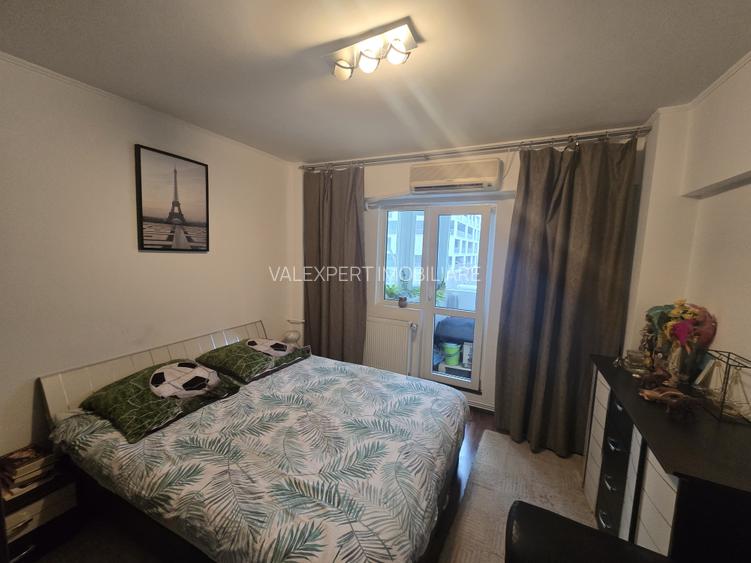 Calea 13 Septembrie,2 cam,et.3,decomandat, supraf 64mp, centrala proprie. - 8