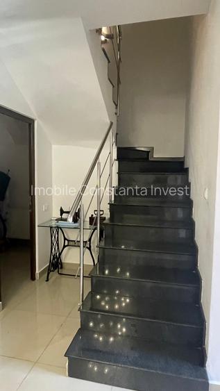 Navodari Vila  P+1+M  Living + 5 camere  86 mp etaj  Construita  in 2011 din bca - 14